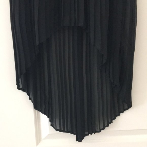 Pleated High Low Chiffon Skirt - Picture 2 of 5